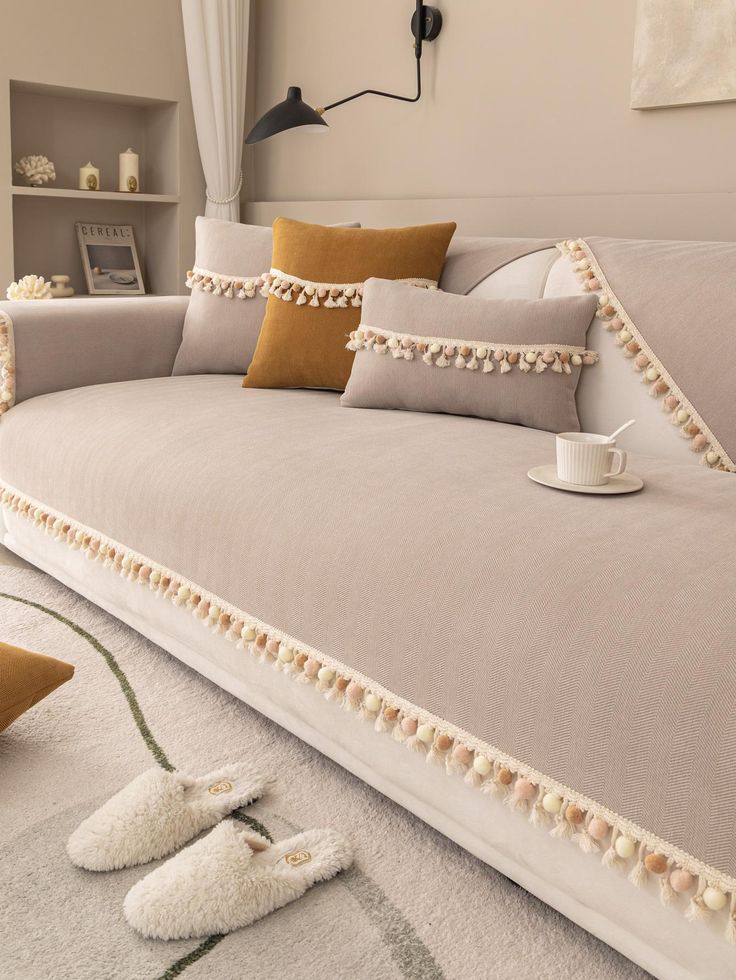 Couch Cover/Sofa Covers, Anti Slip Sofa Slipcover (Mouse Skin)